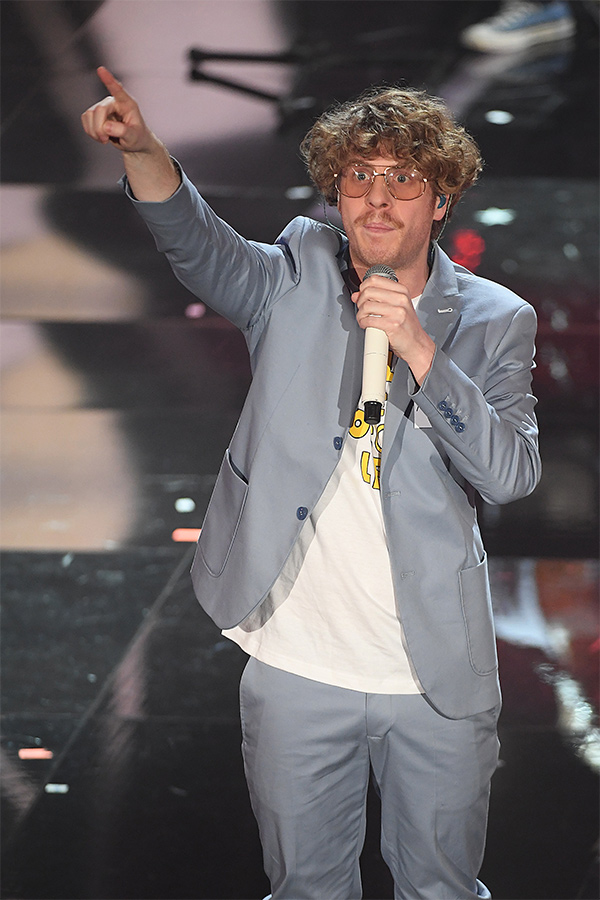 X Factor 2018, ufficiale: Lodo Guenzi nuovo giudice al posto di Asia Argento X Factor 2018, ufficiale: Lodo Guenzi nuovo giudice al posto di Asia Argento