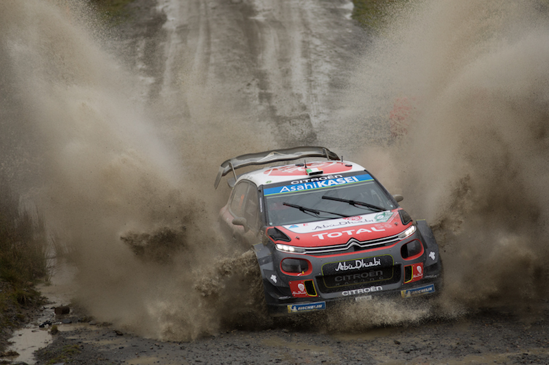 Rally Gran Bretagna, i piloti Citroen prendono il volo
