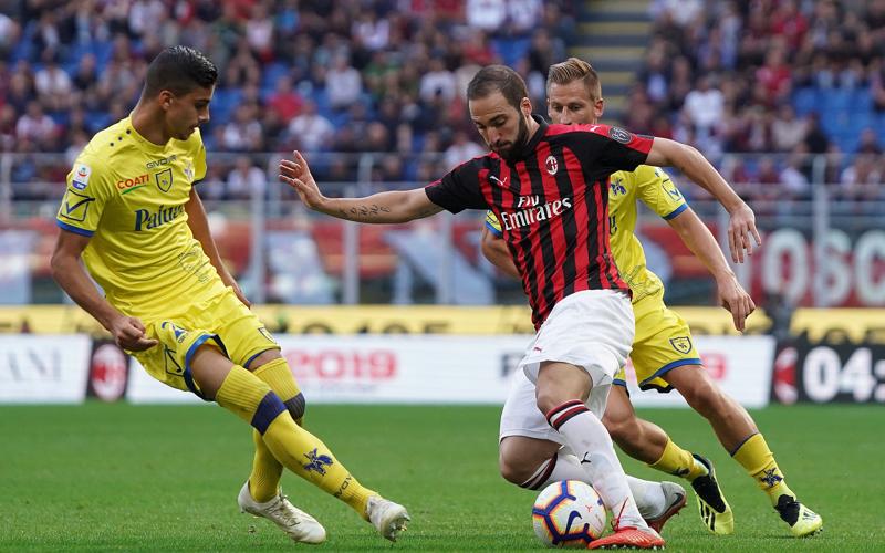 Milan-Chievo 3-1, Higuain: “Suso è fantastico. Quando alza la testa…” Milan-Chievo 3-1, Higuain: “Suso è fantastico. Quando alza la testa…”