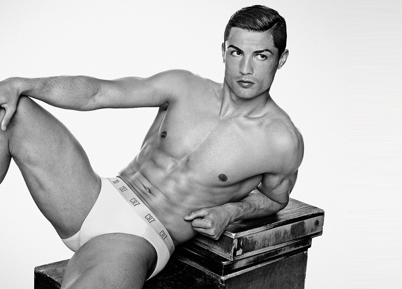 Ronaldo, Yamamay non molla Cr7: “Vicenda inverosimile” Ronaldo, Yamamay non molla Cr7: “Vicenda inverosimile”