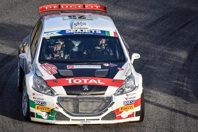 36° RALLY DUE VALLI: Andreucci e la sua Peugeot in lotta per il titolo 36° RALLY DUE VALLI: Andreucci e la sua Peugeot in lotta per il titolo