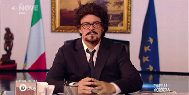 Crozza/Toninelli dopo lo scivolone sul Tunnel del Brennero continua coi lapsus