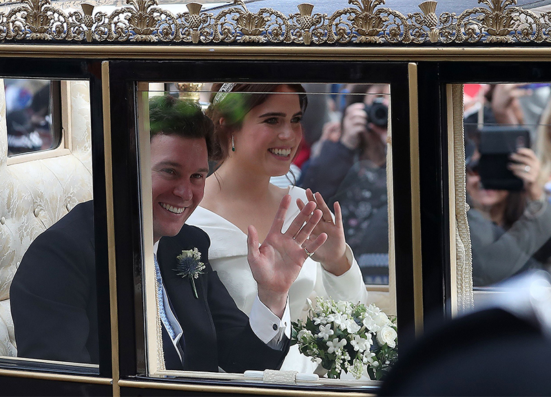 Royal Wedding: c’è un po’ made in Italy nell’abito di nozze di Eugenia. FOTO
