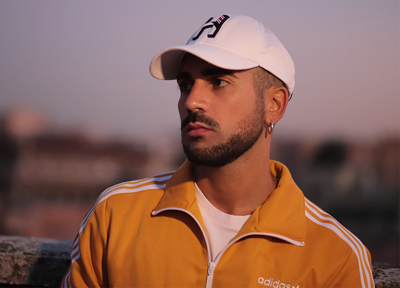 Malandrino, arriva il nuovo singolo “Buon viaggio”. Con Simone Nolasco (Amici) Malandrino, arriva il nuovo singolo “Buon viaggio”. Con Simone Nolasco (Amici)