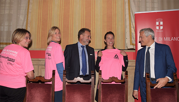 PittaRosso Pink Parade 2018: il 28 ottobre il Duomo si colora di rosa PittaRosso Pink Parade 2018: il 28 ottobre il Duomo si colora di rosa
