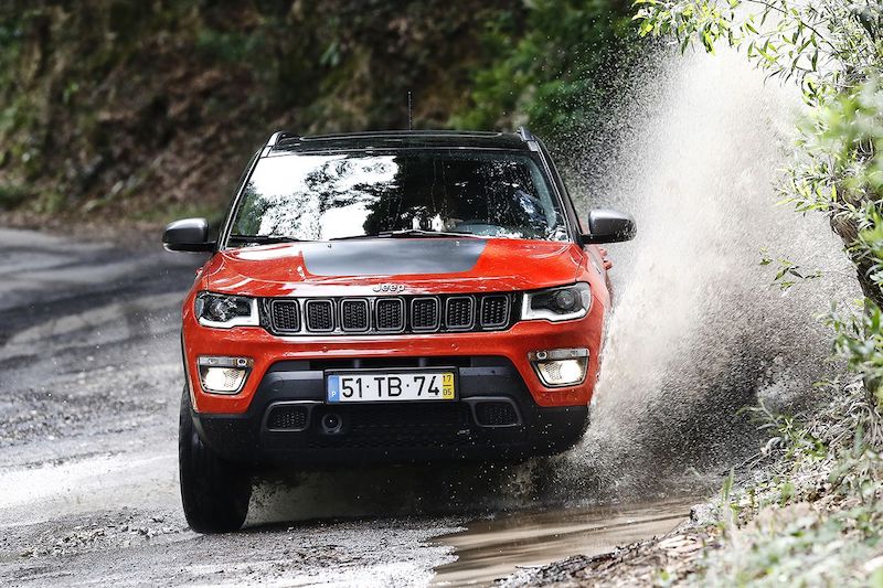 Nuova Jeep Compass Trailhawk: la più estrema Nuova Jeep Compass Trailhawk: la più estrema