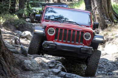 Nuova Jeep Wrangler Rubicon affronta il mitico Rubicon Trail