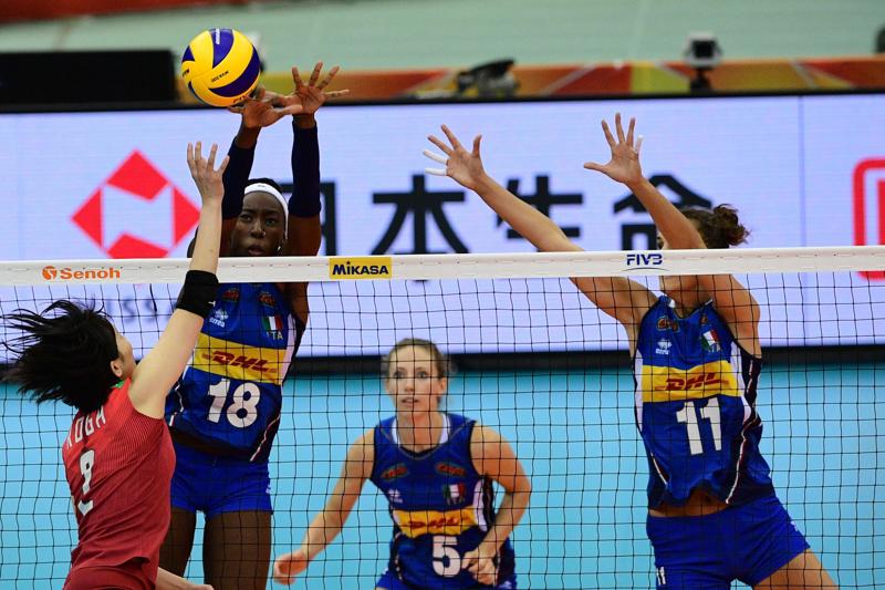 Mondiali di volley, Italia primo ko: Serbia vince 3-1 ed è prima nel girone Mondiali di volley, Italia primo ko: Serbia vince 3-1 ed è prima nel girone
