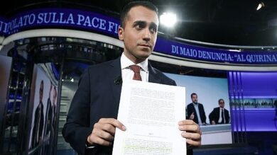 Pace fiscale, Di Maio accusa: “Dl manipolato”. Conte blocca l’invio al Colle