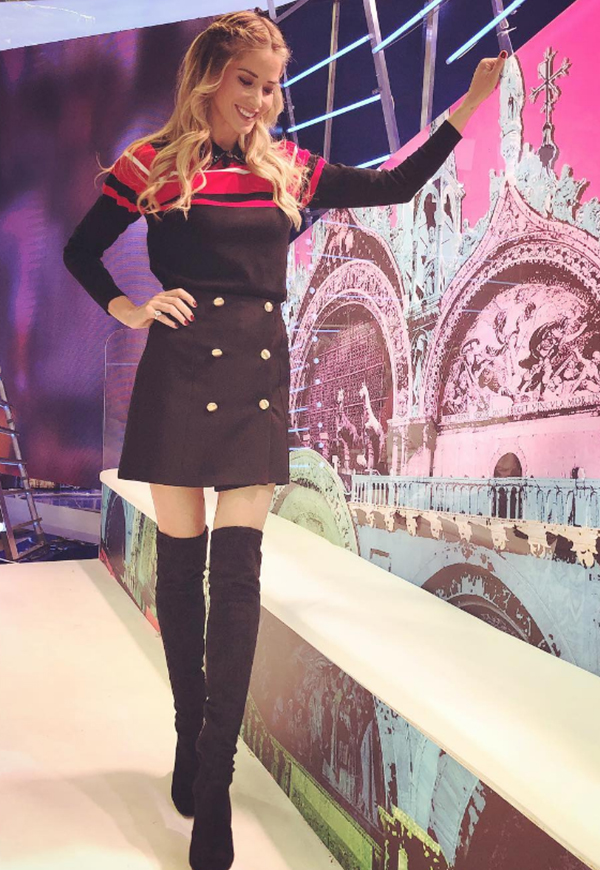 Elena Santarelli ancora testimonial per Sandro Ferrone: tutti i look