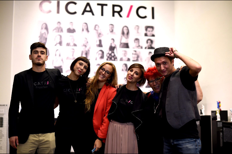 Cicatrici, inaugurata la mostra in Triennale. Le foto