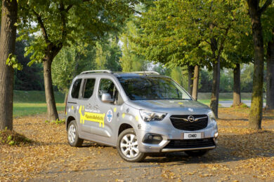 Opel Combo Life ed ENPA promuovono la campagna  #SpazioAllaFelicità