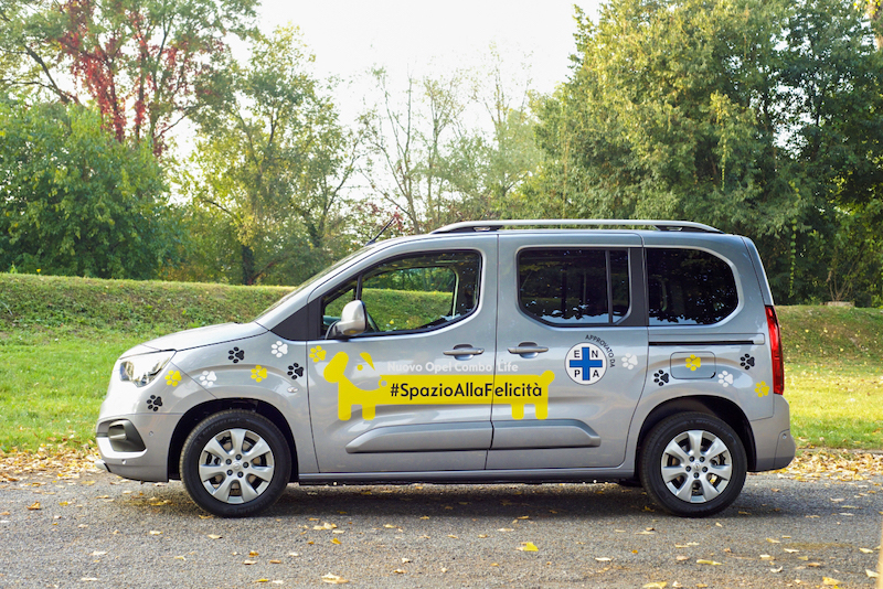 Opel Combo Life ed ENPA promuovono la campagna  #SpazioAllaFelicità