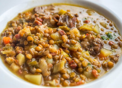 Dieta pasta e legumi: i consigli per perdere peso mangiando la pasta