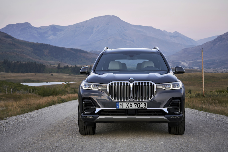 Nuova BMW X7, non passa inosservato Nuova BMW X7, non passa inosservato