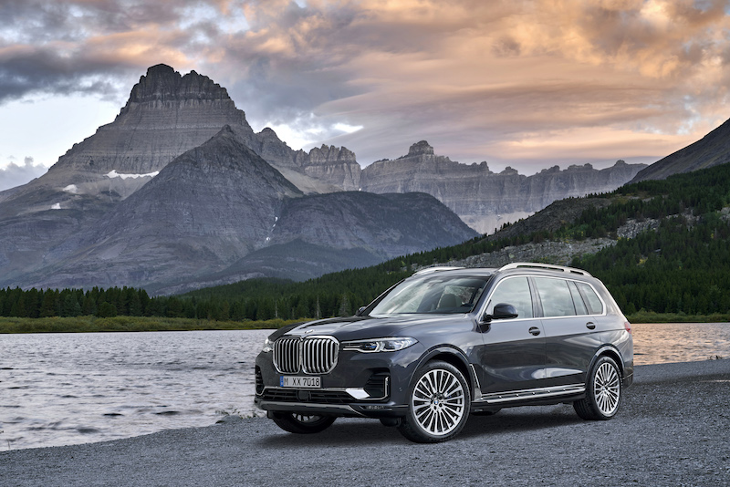 Nuova BMW X7, non passa inosservato Nuova BMW X7, non passa inosservato