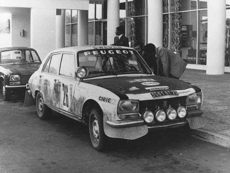 Al Salone Auto e Moto d’Epoca di Padova Peugeot festeggia i 50 anni della 504
