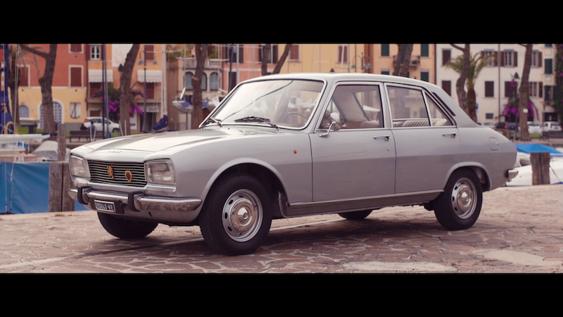 Al Salone Auto e Moto d’Epoca di Padova Peugeot festeggia i 50 anni della 504