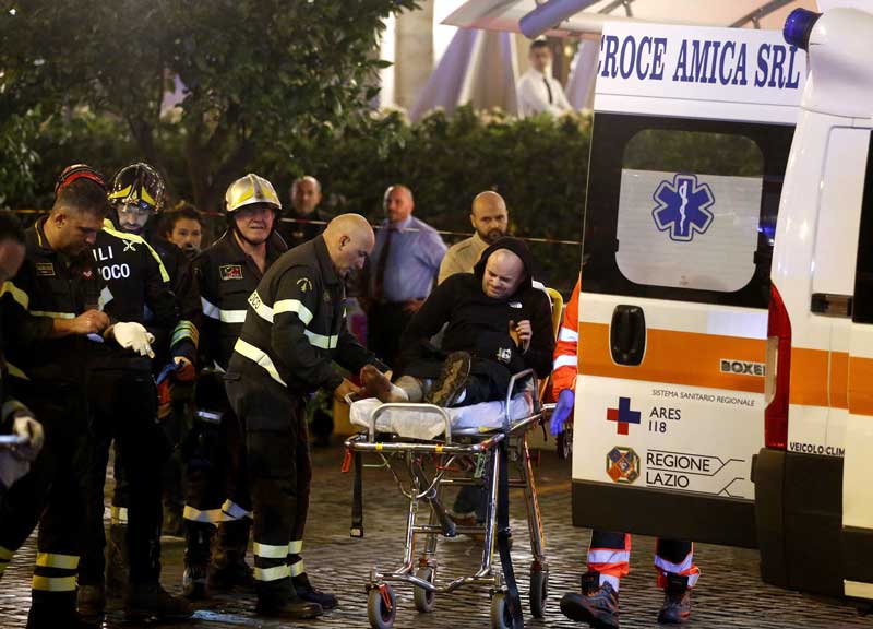 Scale mobili e sedicenne uccisa: “Roma e il suo tessuto sociale cadono a pezzi