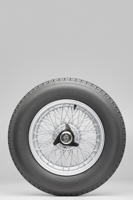 Al salone di Padova debuttano i pneumatici Pirelli “Stella Bianca” Al salone di Padova debuttano i pneumatici Pirelli “Stella Bianca”