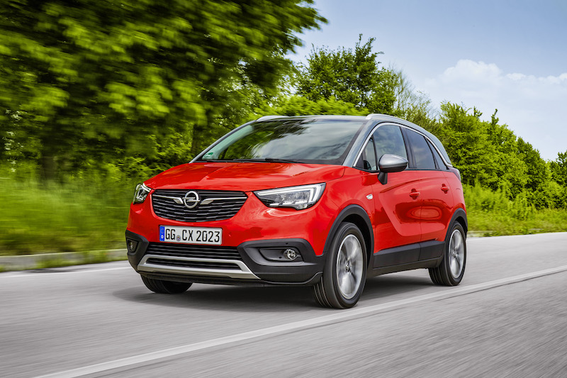 Opel Crossland X, disponibile il cambio automatico sulla versione diesel