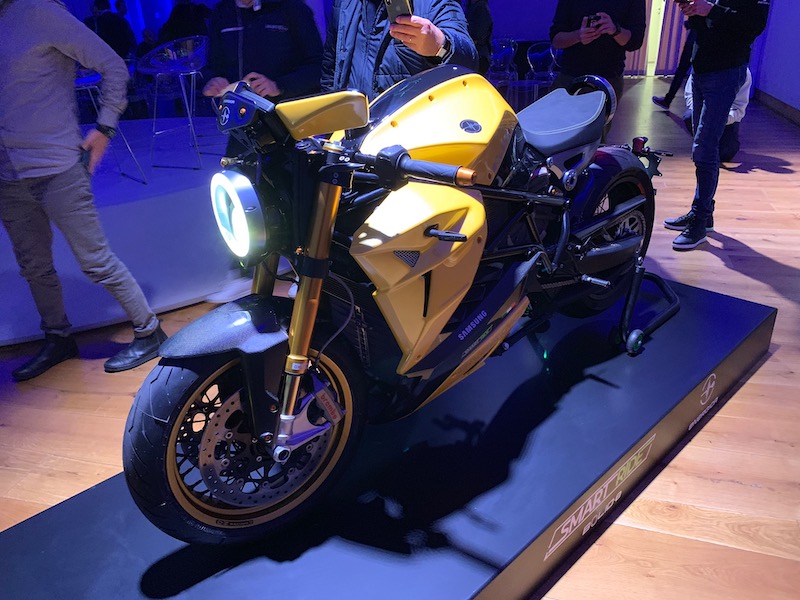 Samsung ed Energica presentano il progetto Smart Ride