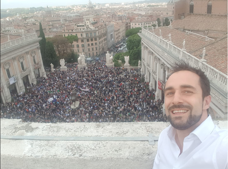 Dopo Raggi, la Lega si scalda. Politi: “Dimissioni, troveremo il candidato” Dopo Raggi, la Lega si scalda. Politi: “Dimissioni, troveremo il candidato”