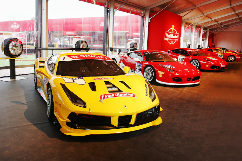 Pirelli racconta l’evoluzione tecnologica dei pneumatici al Ferrari challenge Pirelli racconta l’evoluzione tecnologica dei pneumatici al Ferrari challenge