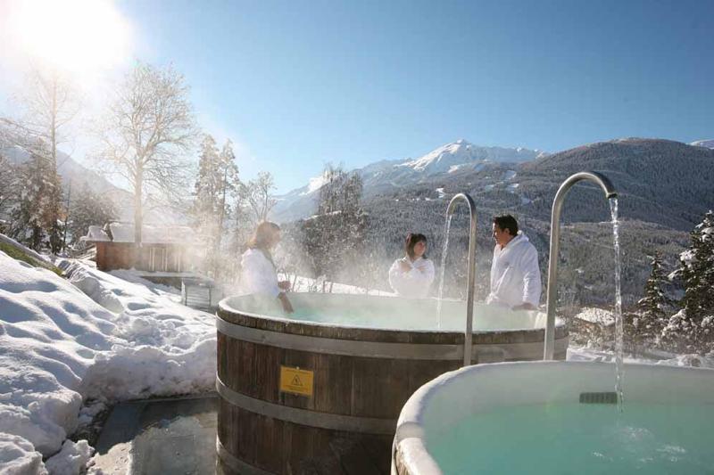 Primi freddi? I milanesi “fuggono” alle Terme di Bormio Primi freddi? I milanesi “fuggono” alle Terme di Bormio