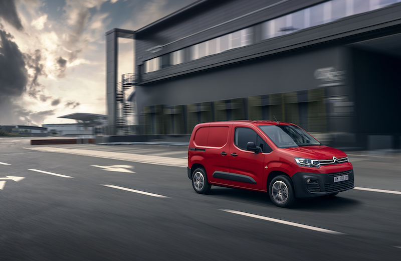 Nuovi Peugeot Partner e Citroën Berlingo Van: pronti ad affrontare la strada Nuovi Peugeot Partner e Citroën Berlingo Van: pronti ad affrontare la strada