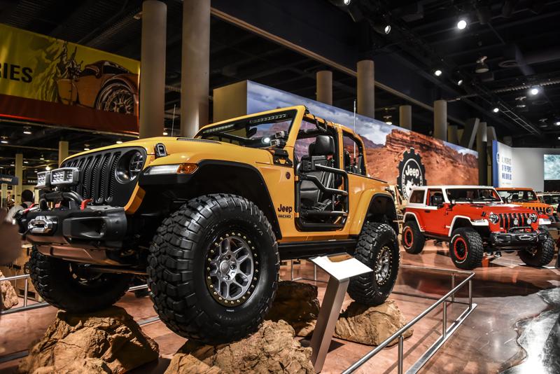 Jeep Wrangler si è aggiudicata il riconoscimento di “4×4/SUV of the Year” Jeep Wrangler si è aggiudicata il riconoscimento di “4×4/SUV of the Year”