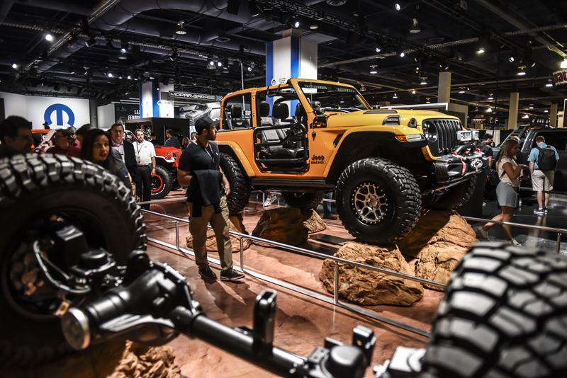 Jeep Wrangler si è aggiudicata il riconoscimento di “4×4/SUV of the Year” Jeep Wrangler si è aggiudicata il riconoscimento di “4×4/SUV of the Year”