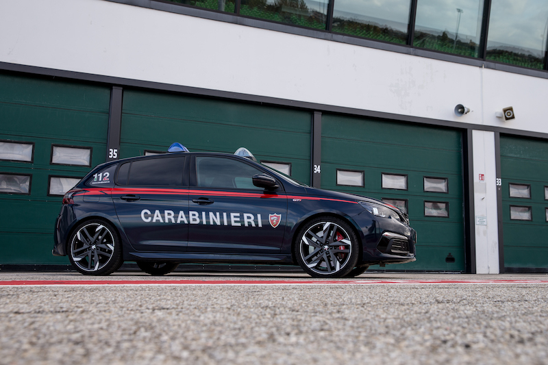 Peugeot e Arma dei Carabinieri: collaborazione vincente Peugeot e Arma dei Carabinieri: collaborazione vincente