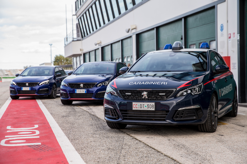 Peugeot e Arma dei Carabinieri: collaborazione vincente Peugeot e Arma dei Carabinieri: collaborazione vincente