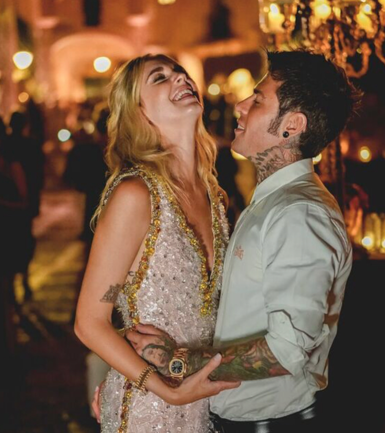 Chiara Ferragni lancia la campagna #Stophairshaming con Pantene Chiara Ferragni lancia la campagna #Stophairshaming con Pantene