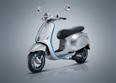 EICMA 2018: Vespa Elettrica silenziosa e connessa