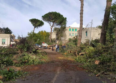Tutte le strade muoiono a Roma. L’Avvenire in campo contro il degrado infinito