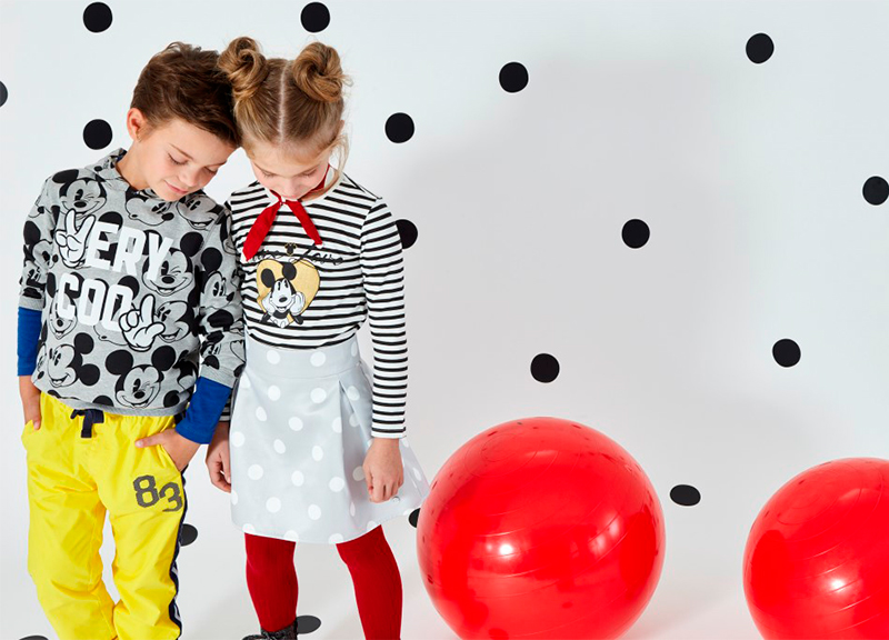 Original Marines festeggia i 90 anni di Topolino con una capsule collection Original Marines festeggia i 90 anni di Topolino con una capsule collection