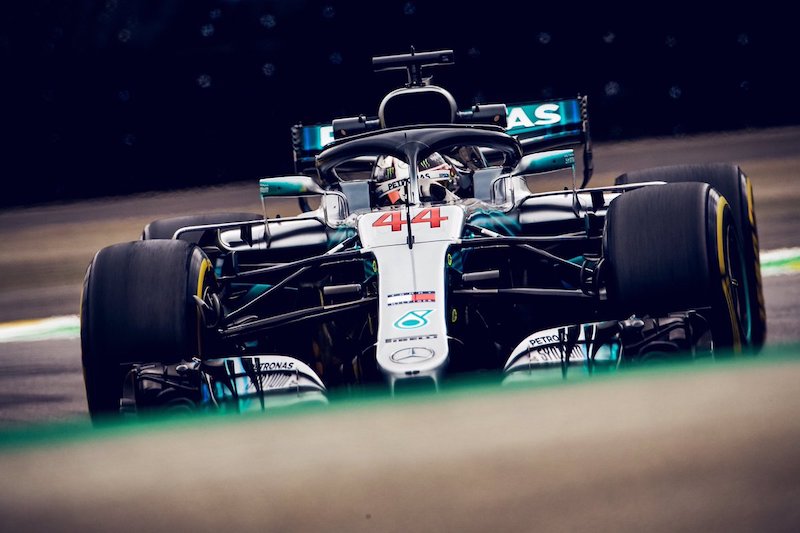 F1 Brasile, Nel caos vince Hamilton e la Mercedes è campione F1 Brasile, Nel caos vince Hamilton e la Mercedes è campione