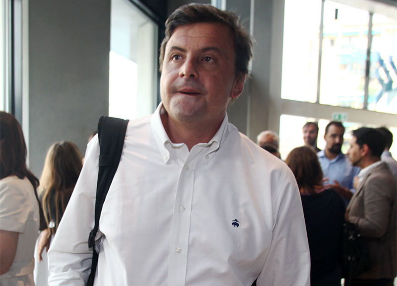 Carlo Calenda non si rassegna Carlo Calenda non si rassegna