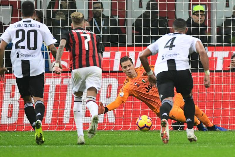 Milan-Juventus, Szczesny: “Rigore? Bravo e fortunato. Conosco Higuain e..” Milan-Juventus, Szczesny: “Rigore? Bravo e fortunato. Conosco Higuain e..”