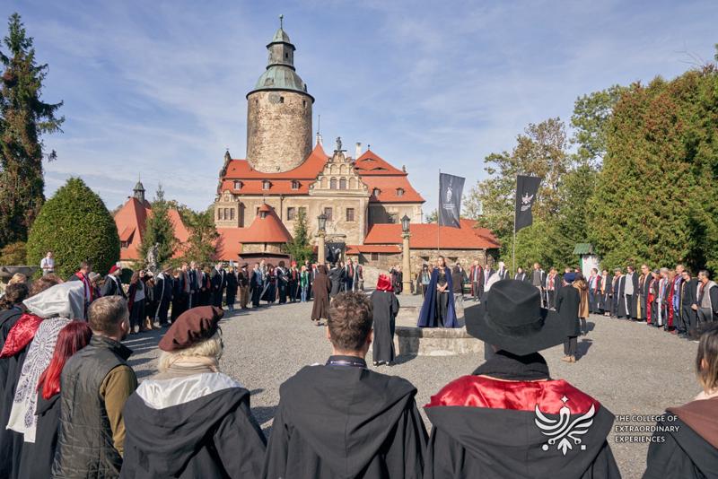 College of Extraordinary Experiences: 5 giorni di puro stupore e meraviglia College of Extraordinary Experiences: 5 giorni di puro stupore e meraviglia
