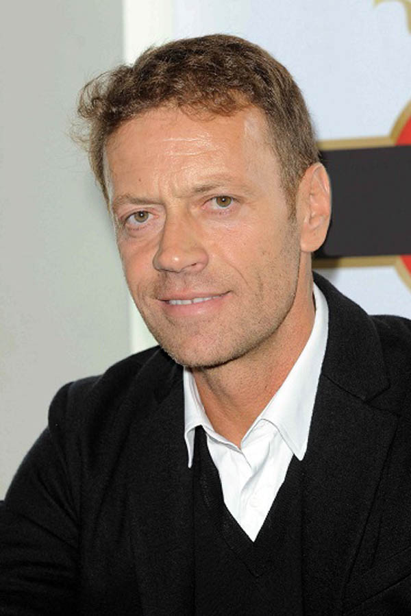 Rocco Siffredi e il Black Friday: spot “di famiglia” per Unieuro. VIDEO Rocco Siffredi e il Black Friday: spot “di famiglia” per Unieuro. VIDEO