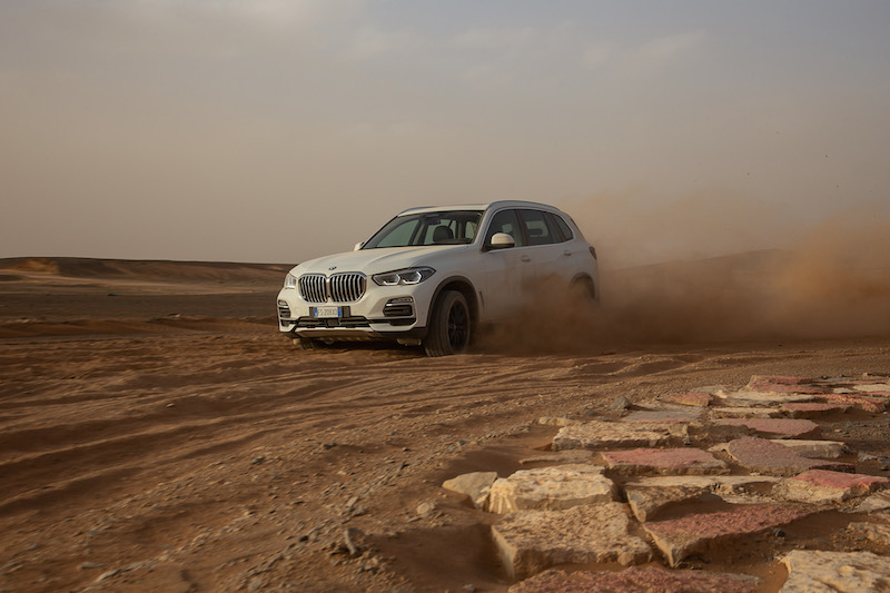 La nuova BMW X5 sfida l’impervio deserto del Marocco La nuova BMW X5 sfida l’impervio deserto del Marocco
