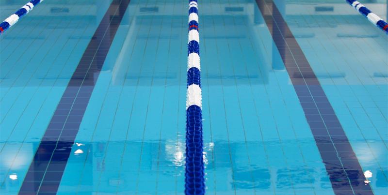 Miracoli in piscina: il meraviglioso rapporto tra un allenatore e l’allievo Miracoli in piscina: il meraviglioso rapporto tra un allenatore e l’allievo