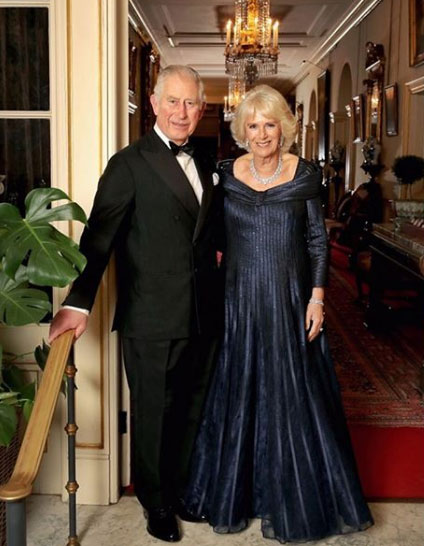 Carlo, party per i 70 anni. Diamanti “prestati” per Meghan. Royal Family News Carlo, party per i 70 anni. Diamanti “prestati” per Meghan. Royal Family News
