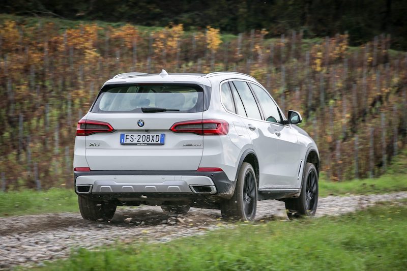 Nuova BMW X5, sempre due passi avanti Nuova BMW X5, sempre due passi avanti