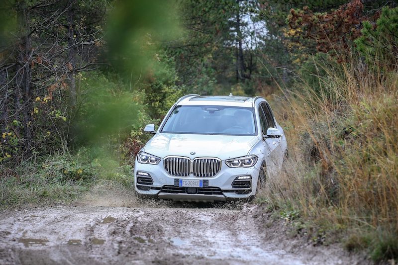 Nuova BMW X5, sempre due passi avanti Nuova BMW X5, sempre due passi avanti