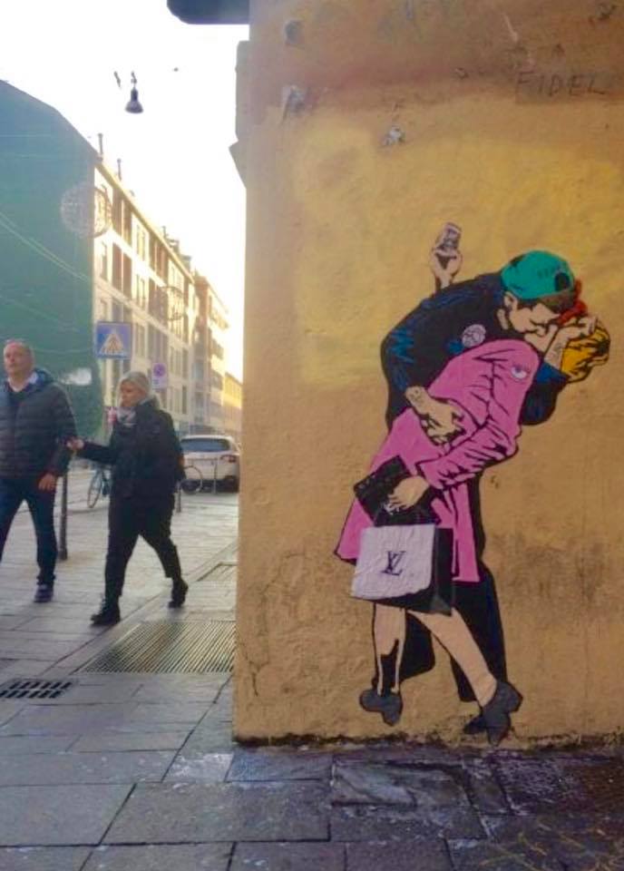 Salvini e Di Maio, Santa Chiara (Ferragni)… la street art di Tvboy. FOTO Salvini e Di Maio, Santa Chiara (Ferragni)… la street art di Tvboy. FOTO