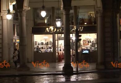 Escrementi di topo e cibi avariati, maxi-multa al celebre bar Norman di Torino